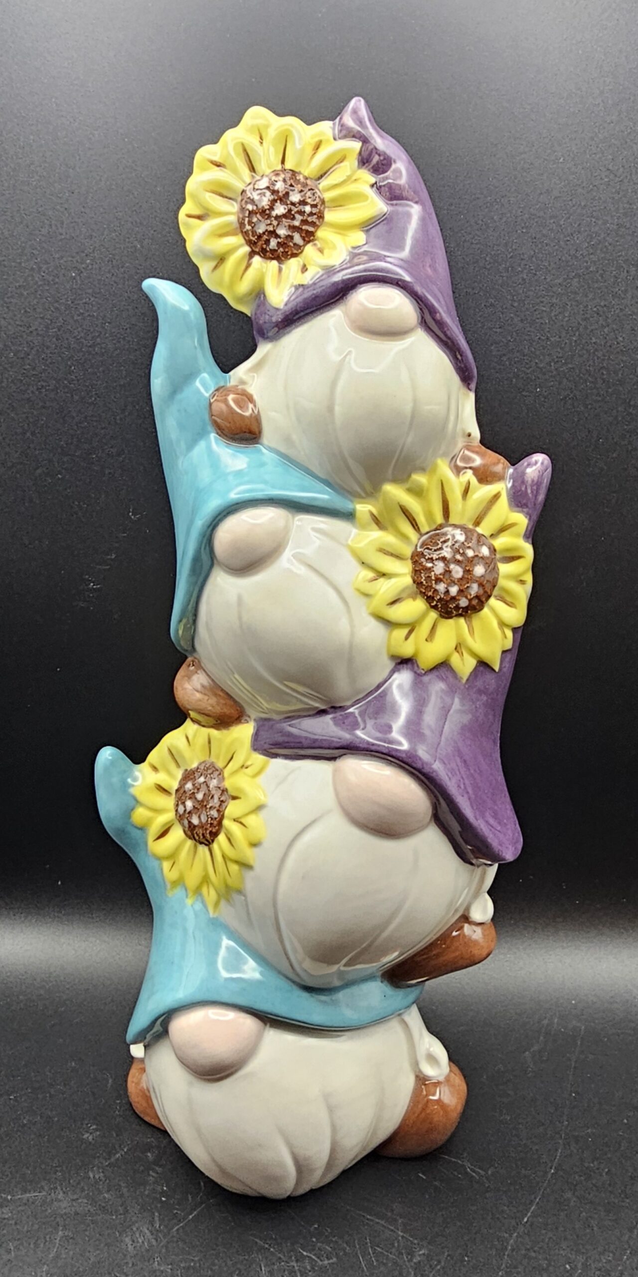 gnome - sunflower front 2